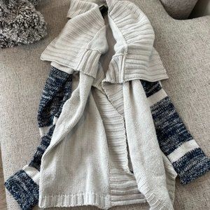 Moving sale! Gray and Blue cardigan sweater - Size M